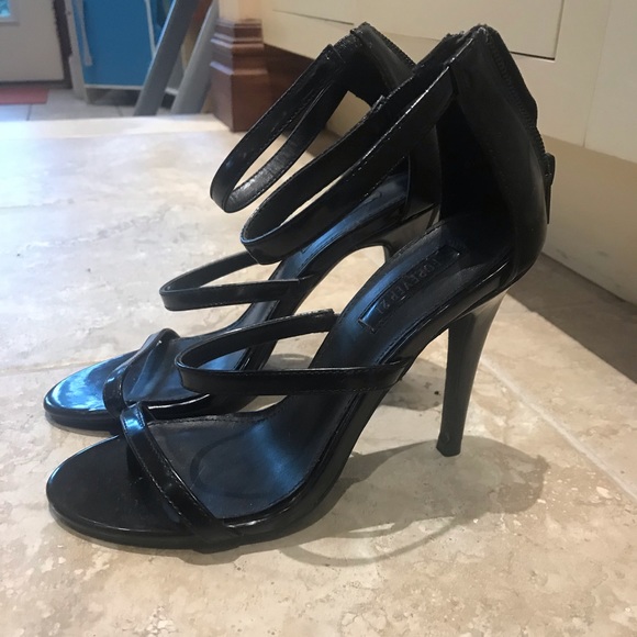 Black Heels - Picture 2 of 3